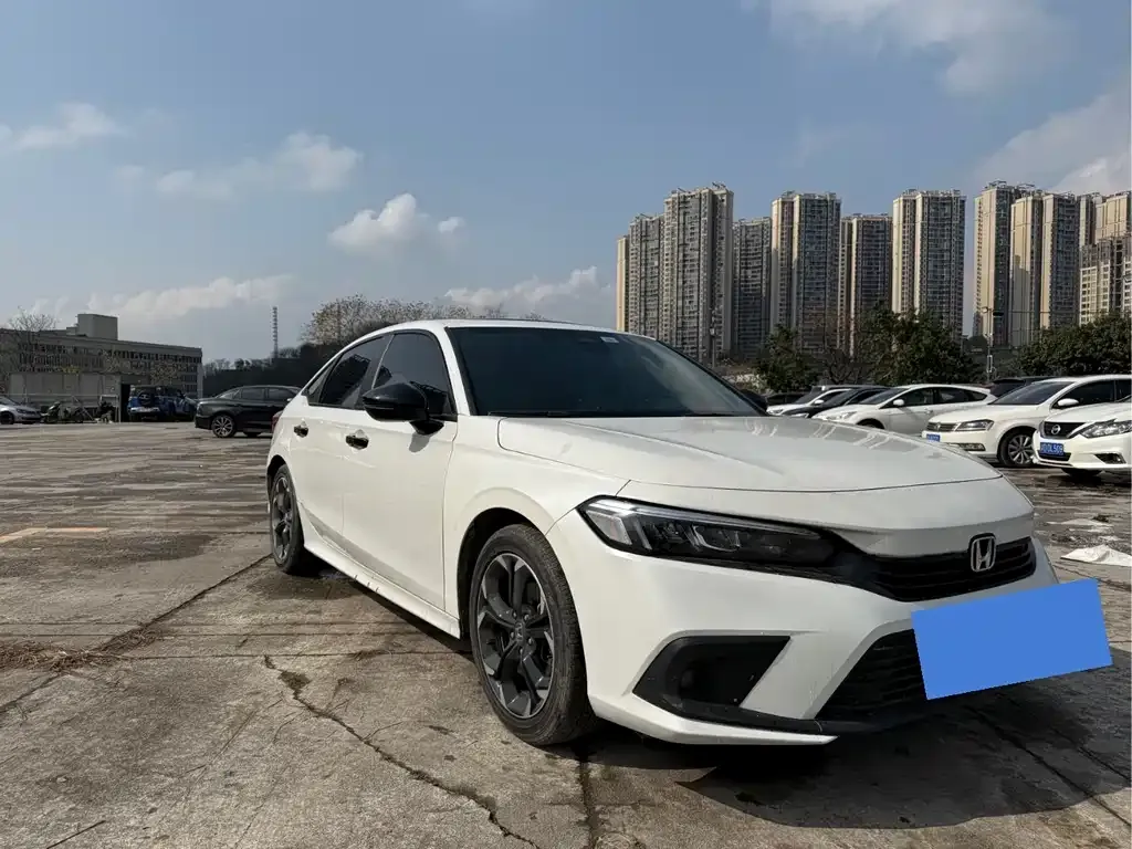 Honda Civic 2022 из CN, фото 2