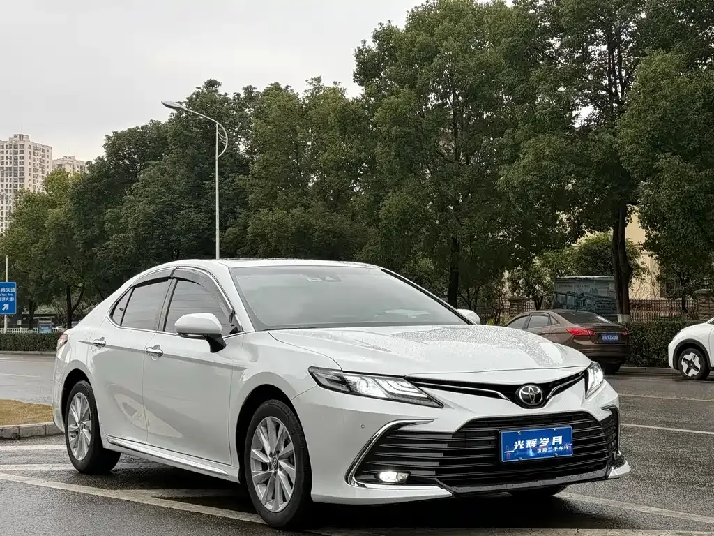 Toyota Camry 2024 из CN, фото 8