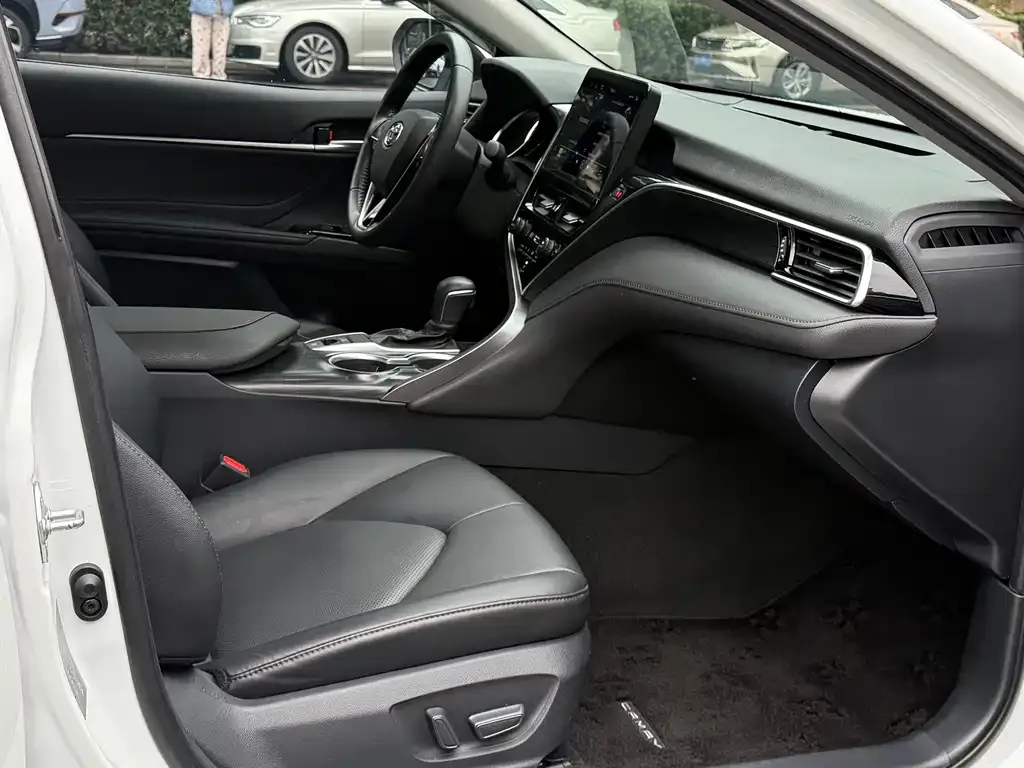Toyota Camry 2024 из CN, фото 5