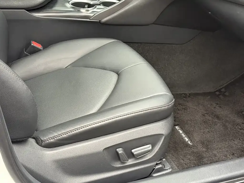 Toyota Camry 2024 из CN, фото 3
