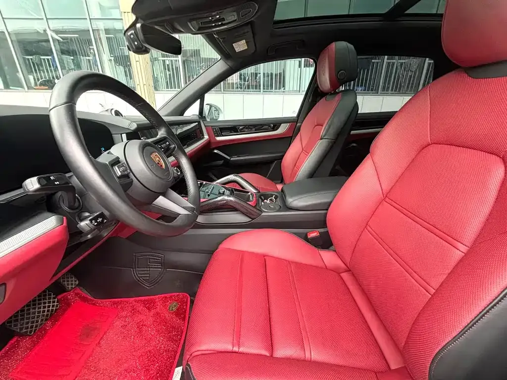 Porsche Cayenne 2024 из CN, фото 3