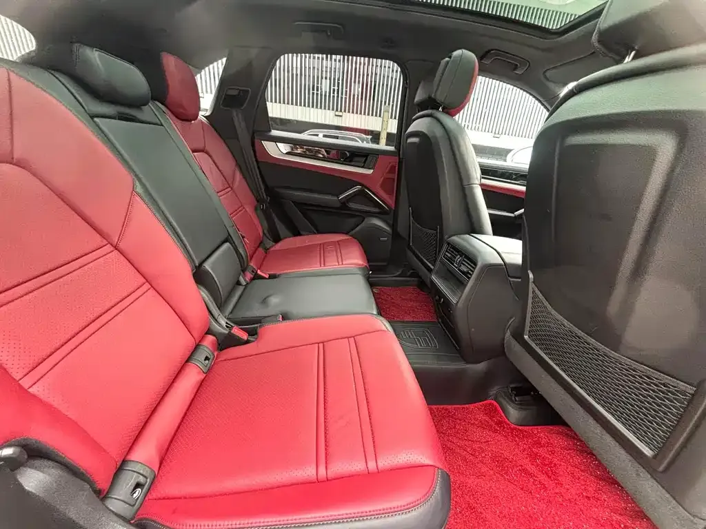 Porsche Cayenne 2024 из CN, фото 9