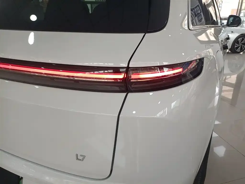 Li Auto L7 2023 из CN, фото 2