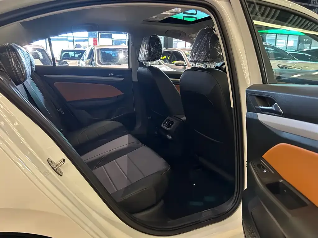 Volkswagen Bora 2025 из CN, фото 4