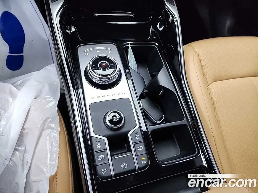 Kia Sorento — фото 7