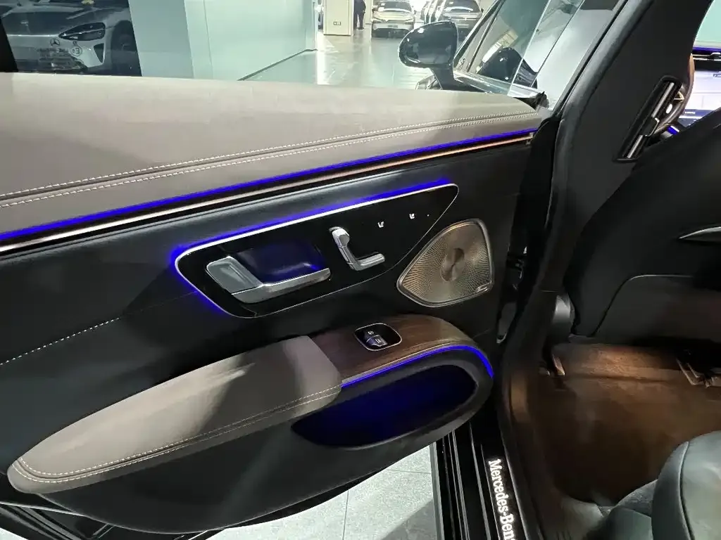 Mercedes-Benz EQS 2023 из CN, фото 5