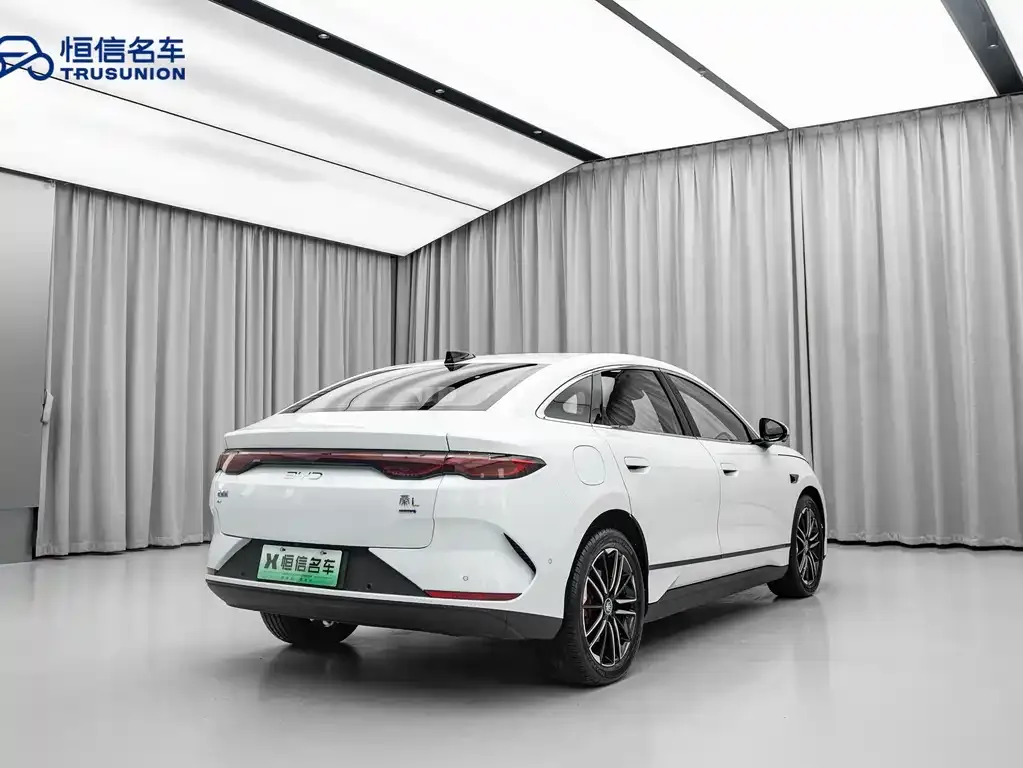 BYD Qin L — фото 4