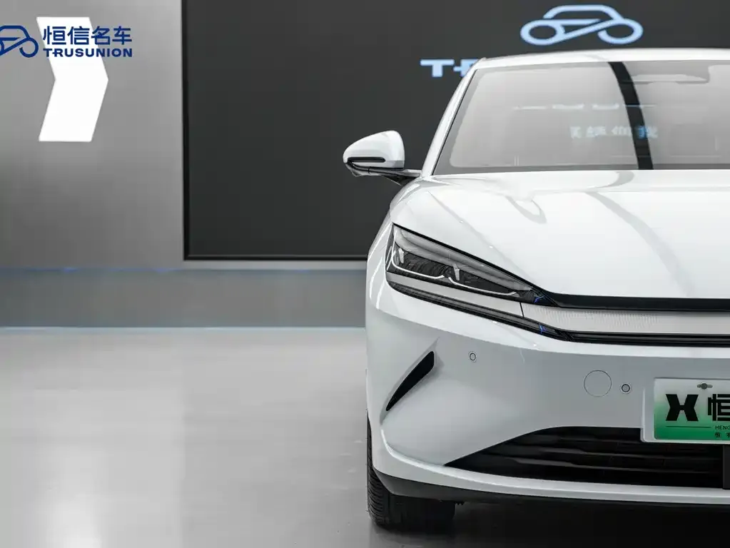 BYD Qin L — фото 10