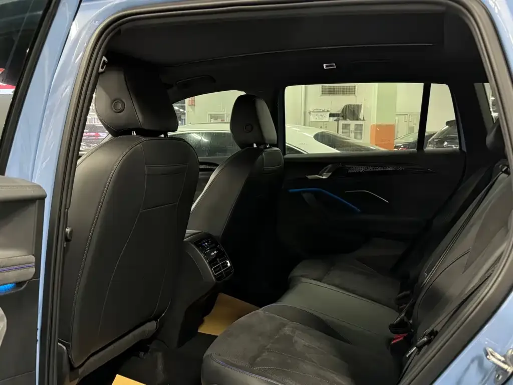Volkswagen Tiguan L 2024 из CN, фото 2