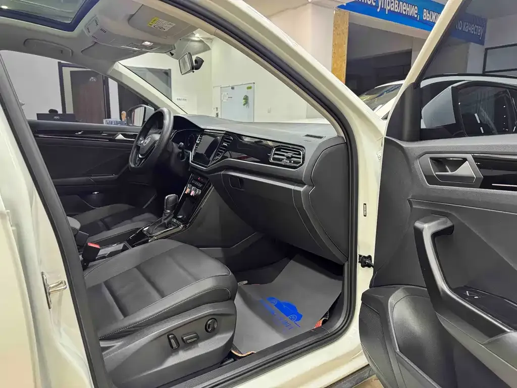 Volkswagen T-Roc 2022 из CN, фото 5
