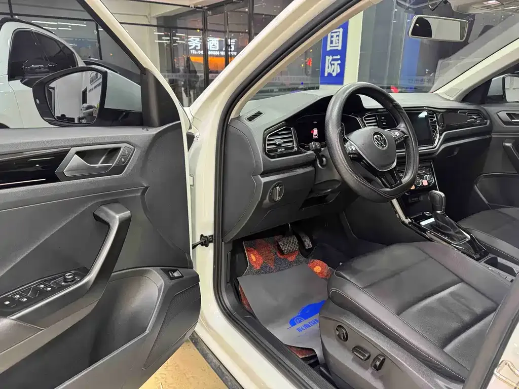Volkswagen T-Roc 2022 из CN, фото 8