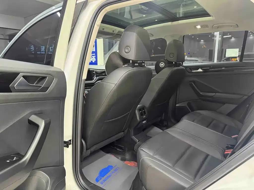 Volkswagen T-Roc 2022 из CN, фото 3