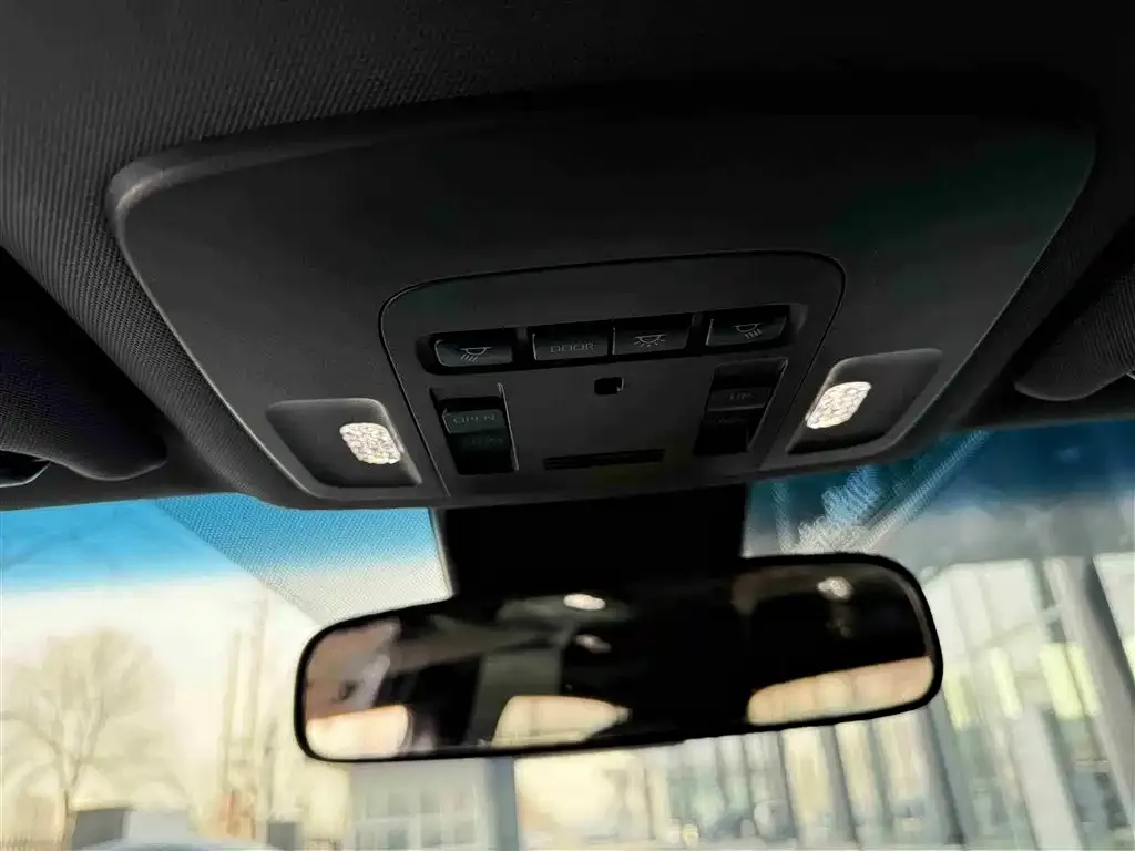 Toyota Avalon 2021 из CN, фото 2