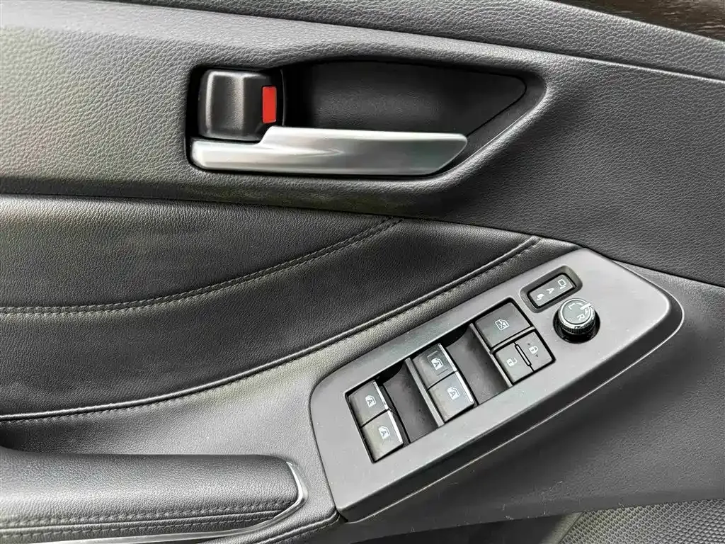 Toyota Avalon 2021 из CN, фото 7
