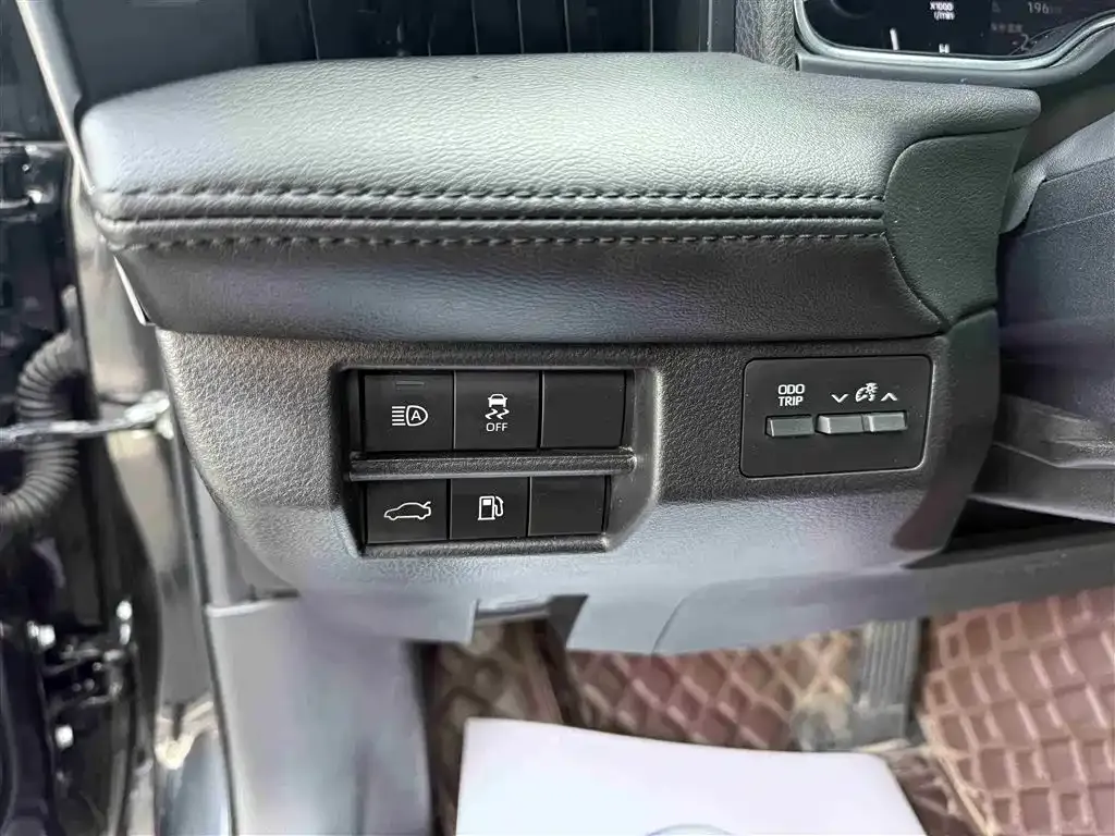 Toyota Avalon 2021 из CN, фото 8