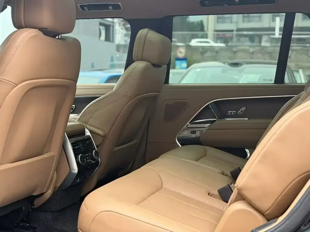 Land Rover Range Rover 2023 из CN, фото 4