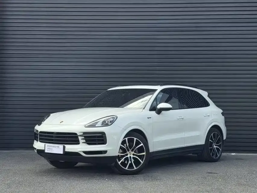 Porsche Cayenne Hybrid 2023 из CN, фото 1