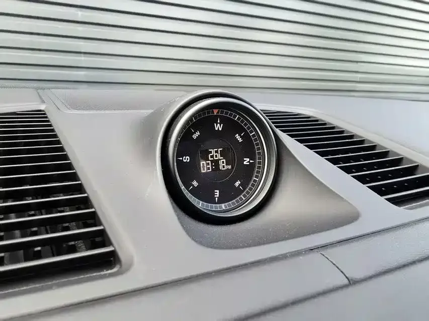 Porsche Cayenne Hybrid 2023 из CN, фото 8