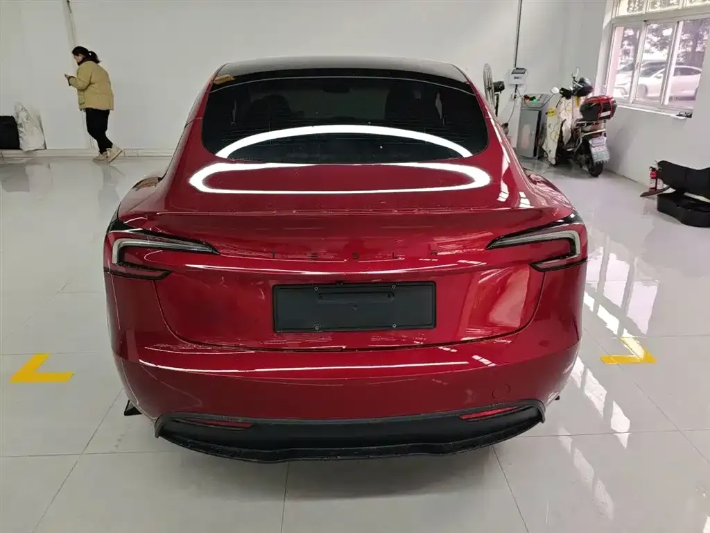 Tesla Model 3 2025 из CN, фото 4