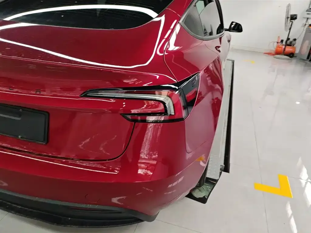 Tesla Model 3 2025 из CN, фото 2