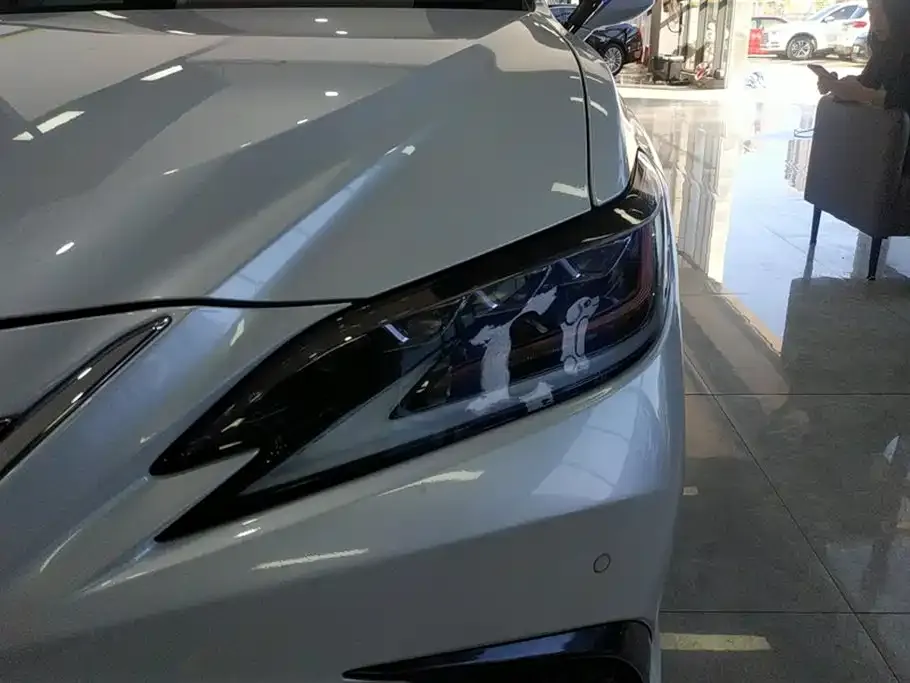 Lexus ES 2022 из CN, фото 2