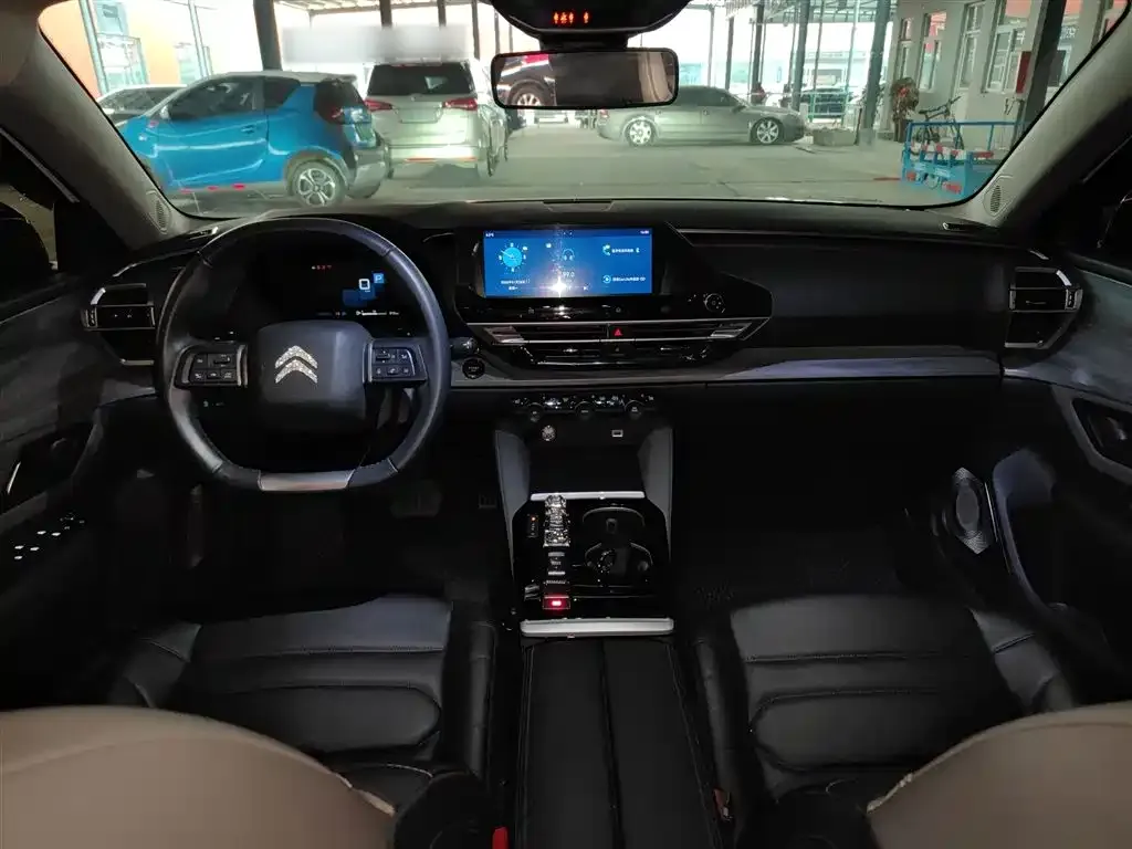 Citroen C5 X 2024 из CN, фото 8