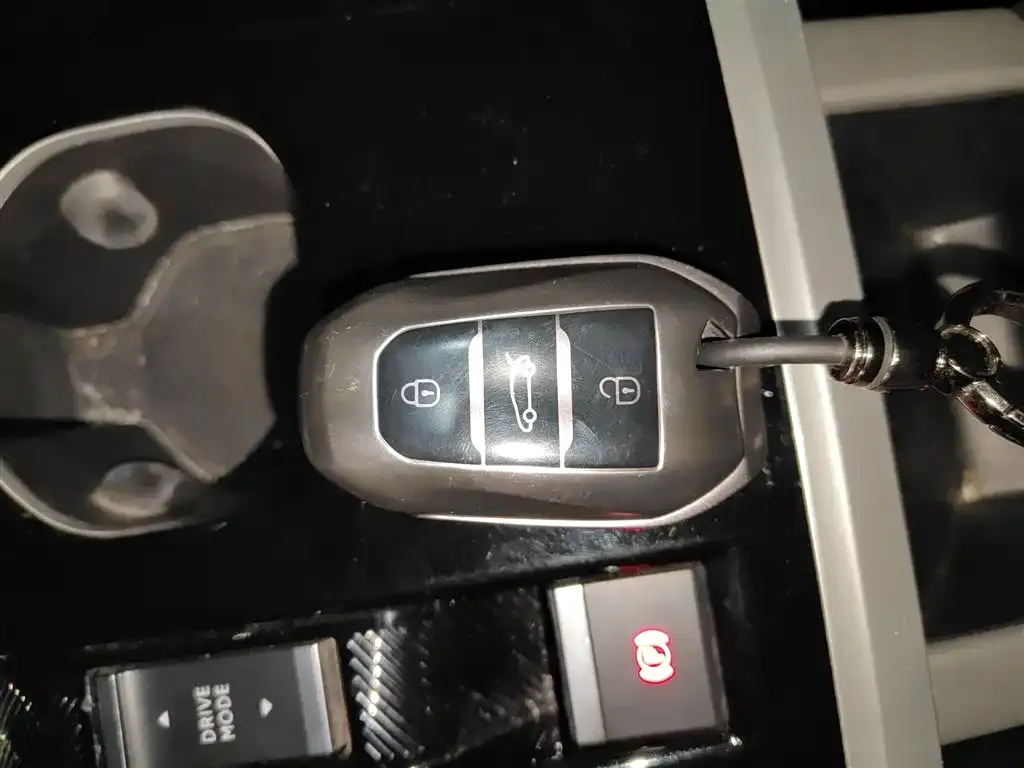 Citroen C5 X 2024 из CN, фото 2