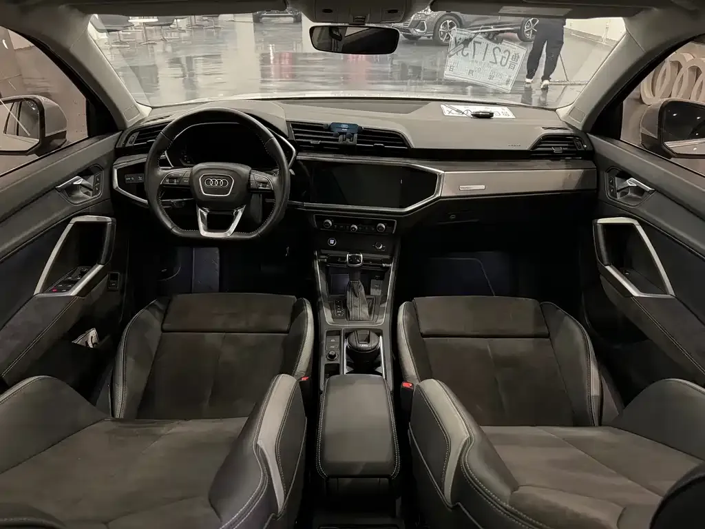 Audi Q3 2022 из CN, фото 6