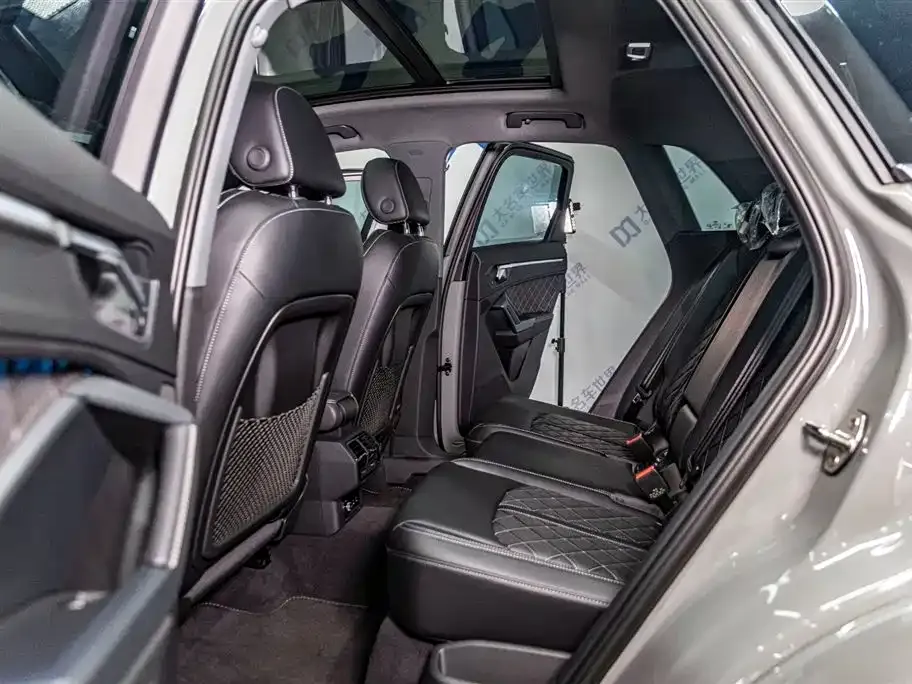 Audi Q3 2025 из CN, фото 8