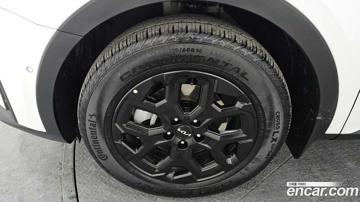 Kia Sorento — фото 10
