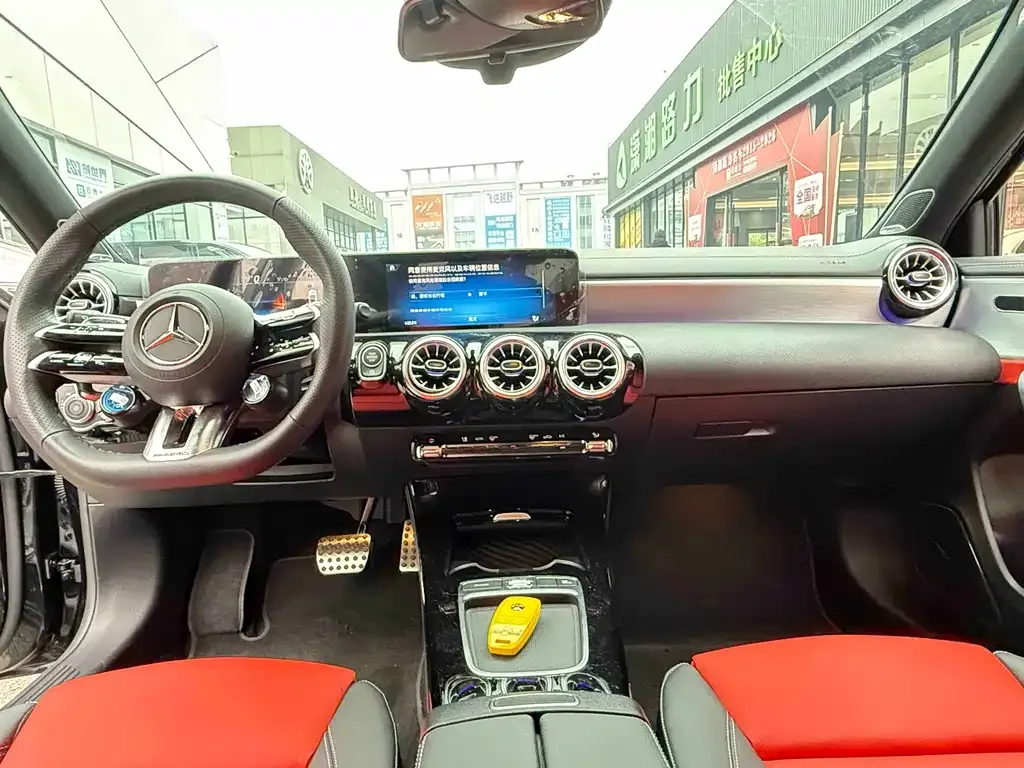 Mercedes-Benz A-Class AMG 2024 из CN, фото 3
