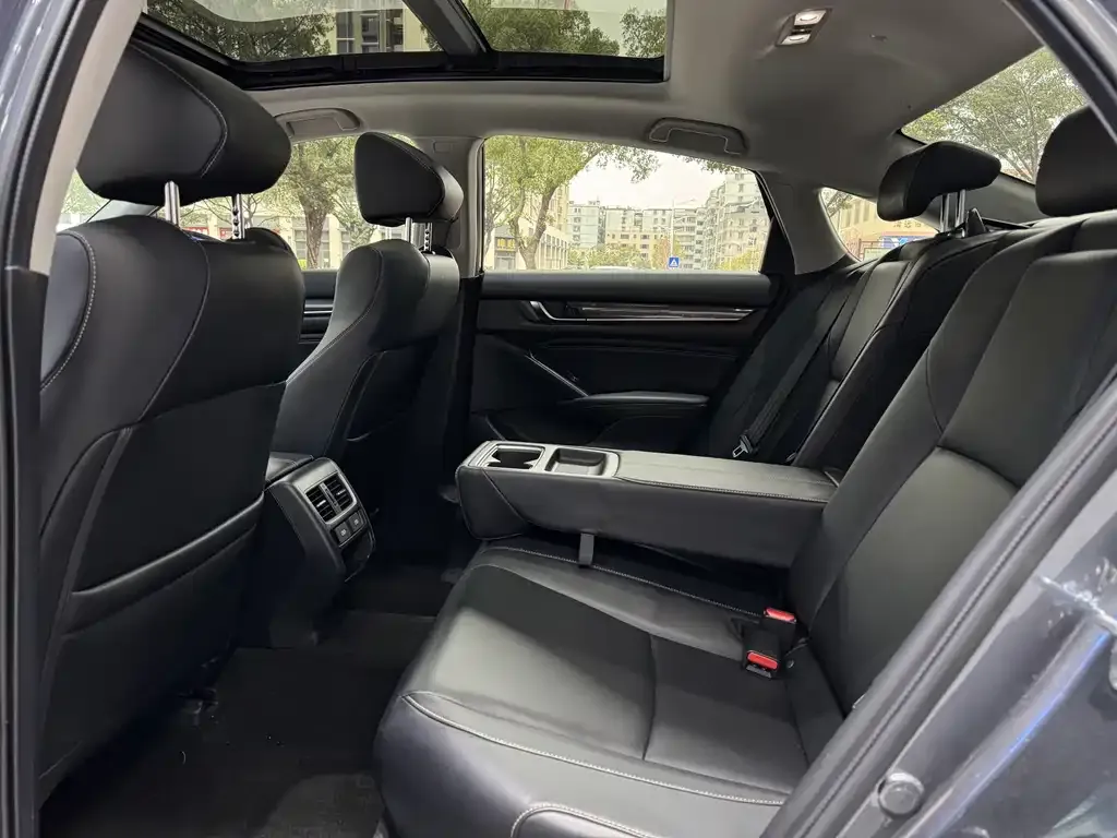 Honda Accord 2022 из CN, фото 9