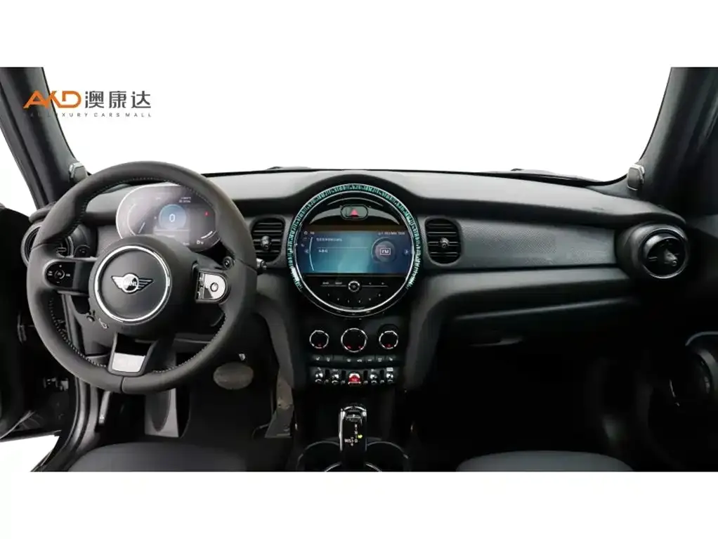 MINI Cooper (3-door) 2023 из CN, фото 6
