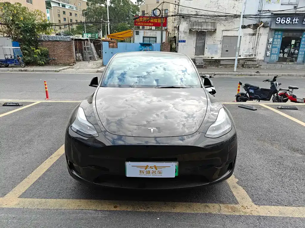Tesla Model Y 2023 из CN, фото 4
