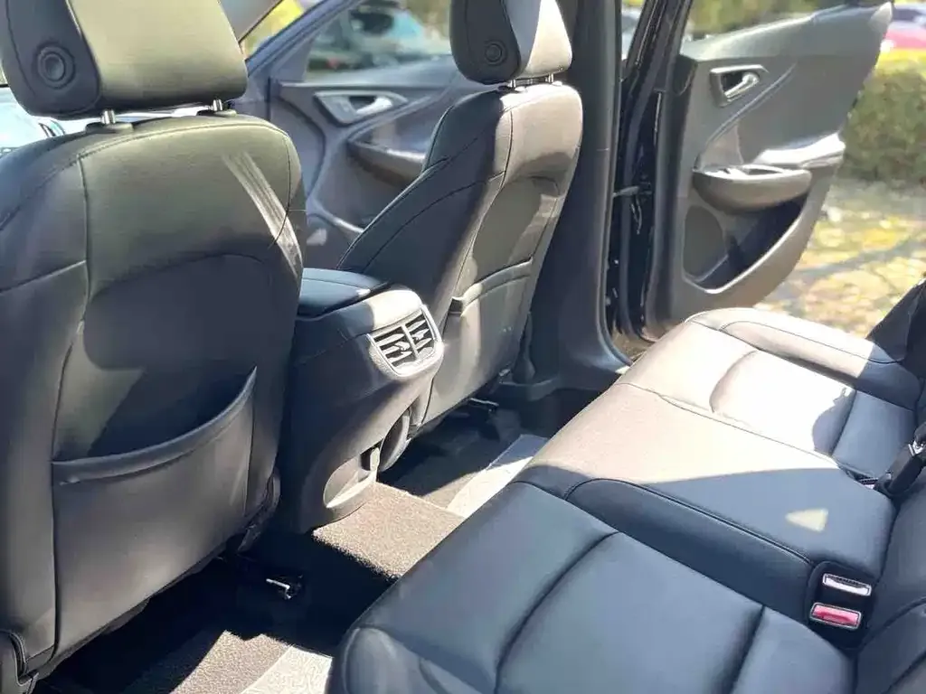Chevrolet Malibu XL 2022 из CN, фото 3