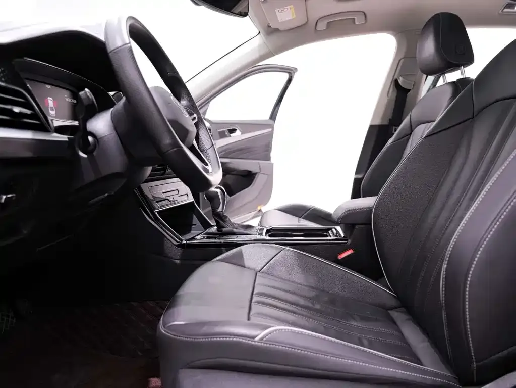 Volkswagen Passat — фото 9