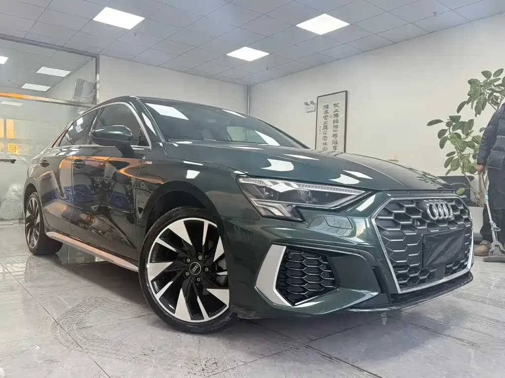 Audi A3 2023 из CN, фото 7