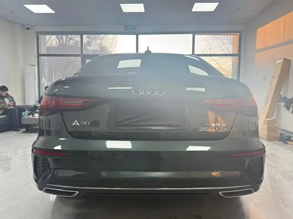 Audi A3 2023 из CN, фото 3