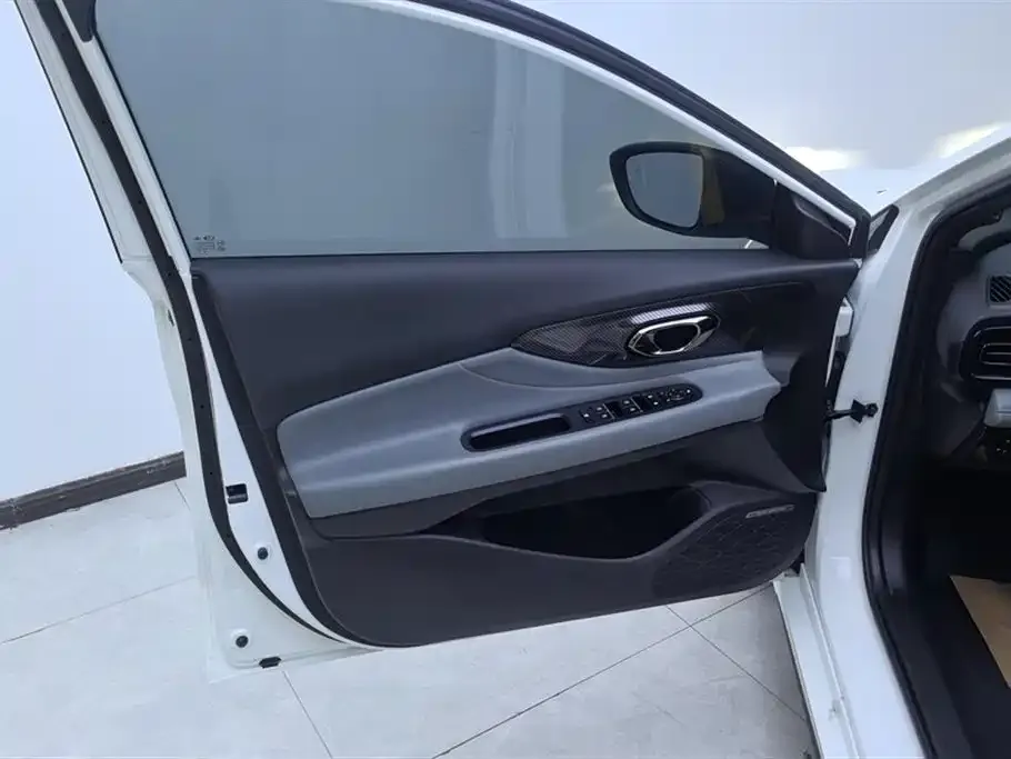 GAC Motor Shadow Leopard — фото 7