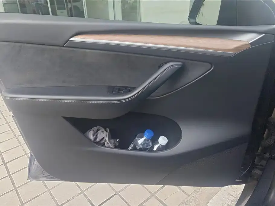 Tesla Model Y 2021 из CN, фото 4