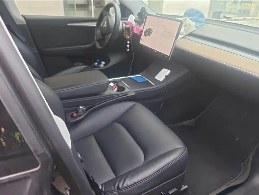 Tesla Model Y 2021 из CN, фото 2