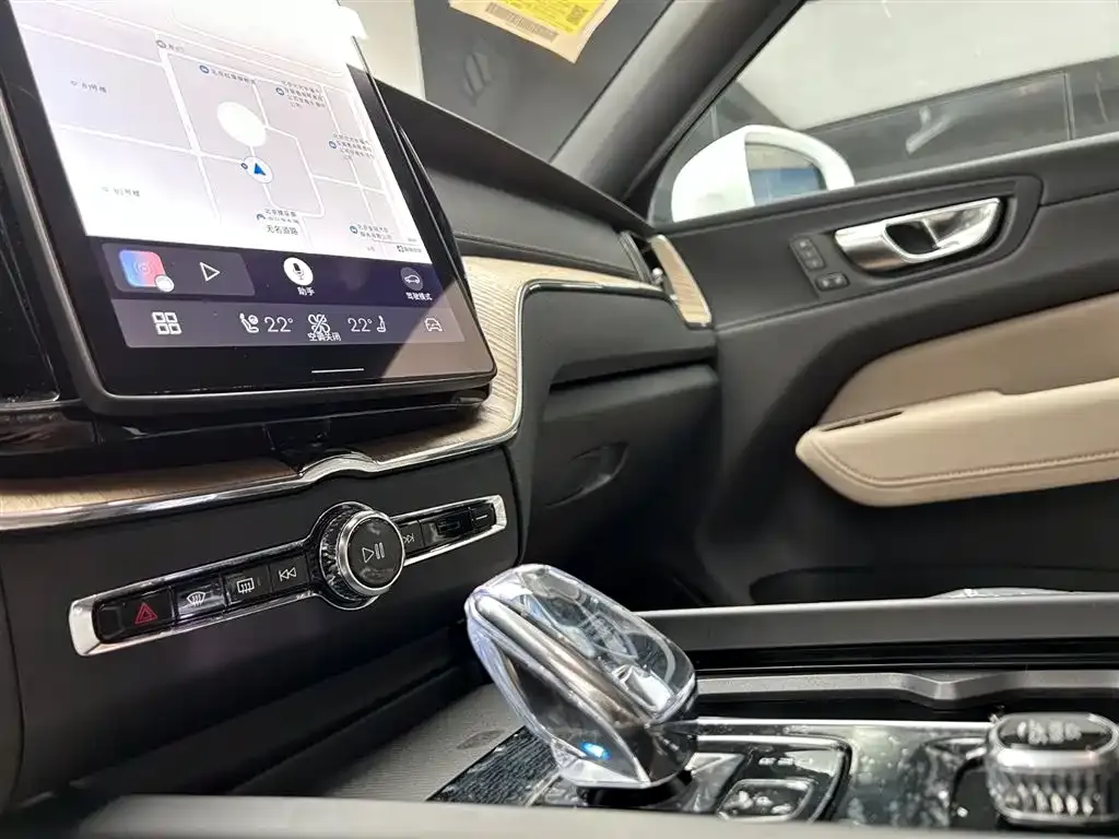 Volvo XC60 2026 из CN, фото 5