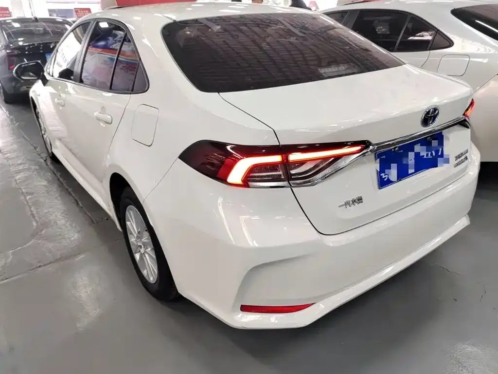 Toyota Corolla 2022 из CN, фото 2