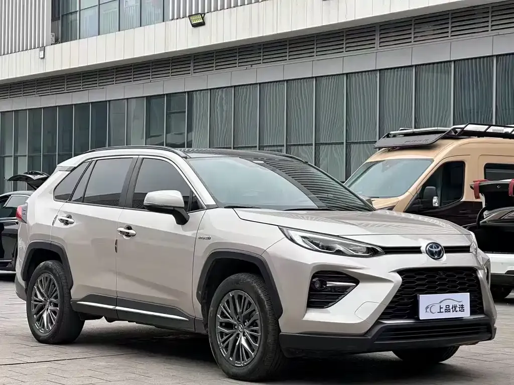 Toyota Wildlander 2023 из CN, фото 4