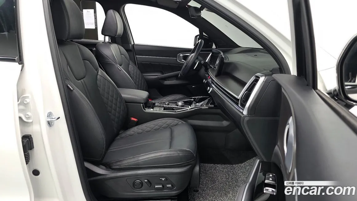 Kia Sorento — фото 9