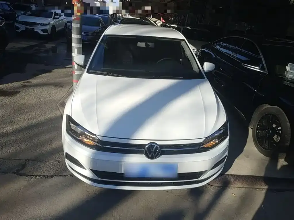 Volkswagen Polo 2023 из CN, фото 2