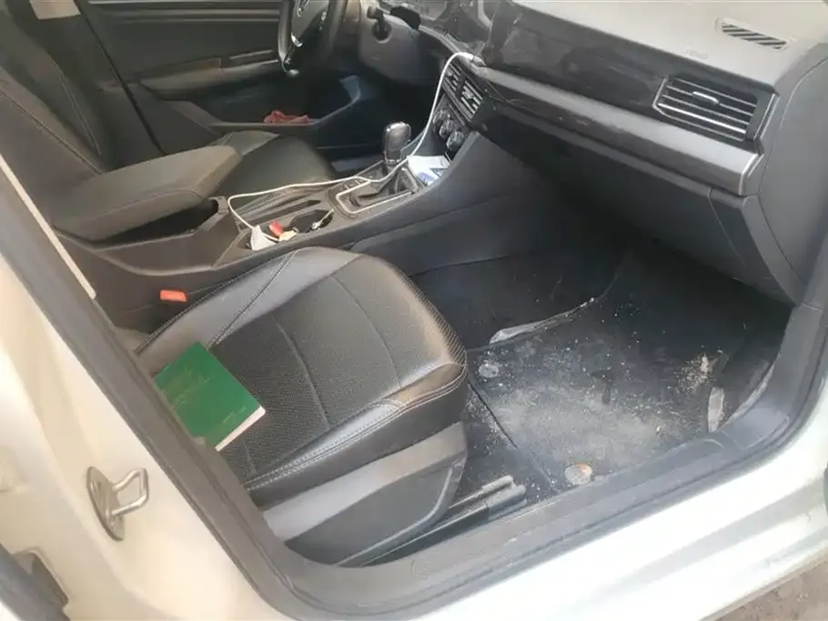 Volkswagen Bora 2022 из CN, фото 2