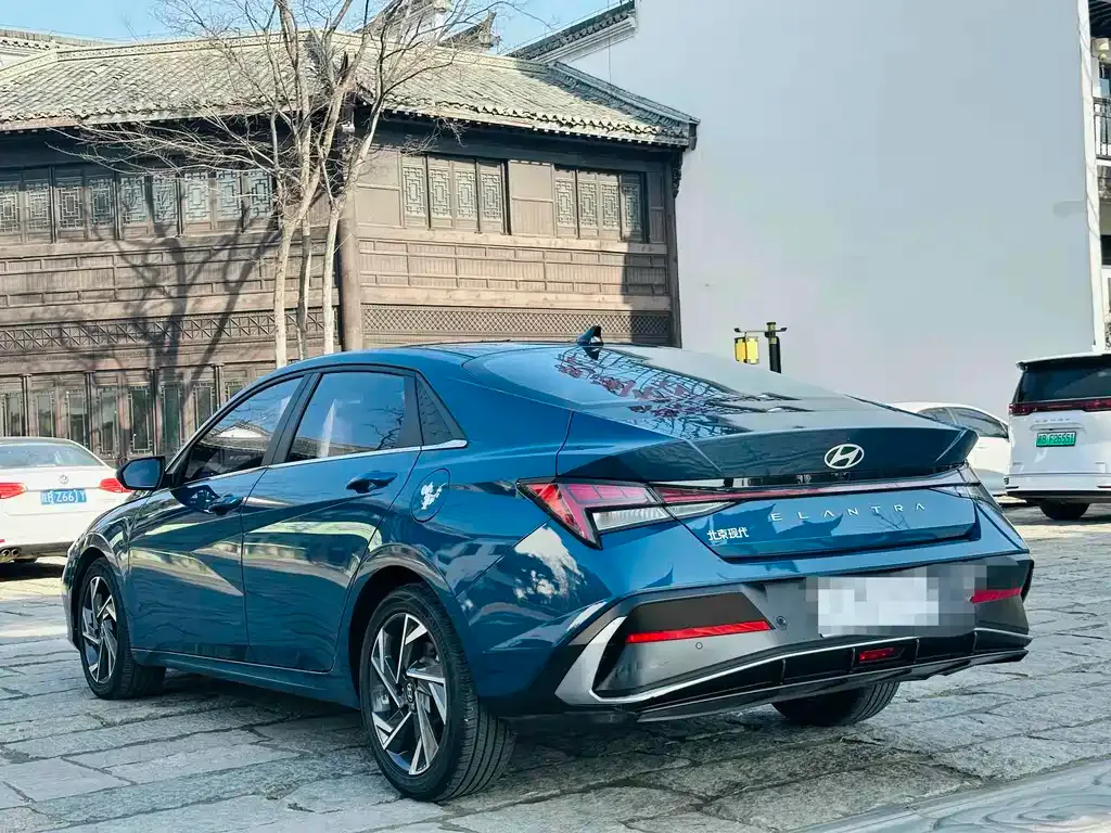 Hyundai Elantra 2024 из CN, фото 9