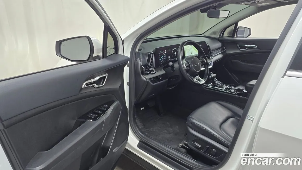 Kia Sportage — фото 8