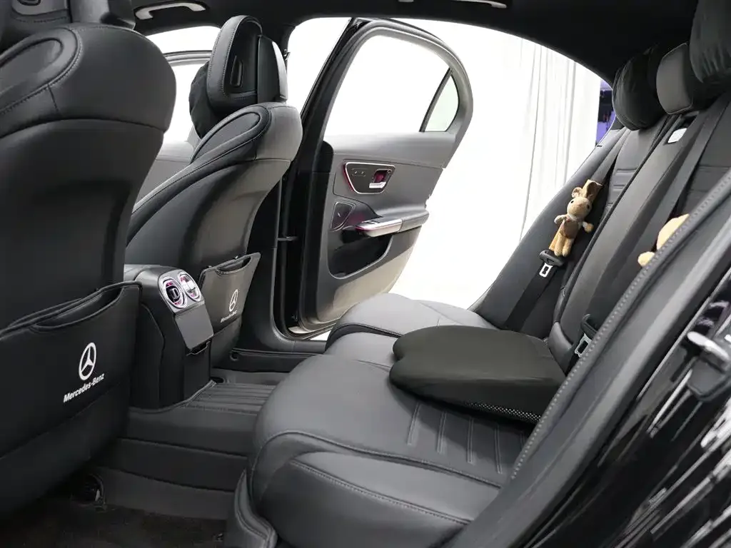 Mercedes-Benz C-Class 2024 из CN, фото 8
